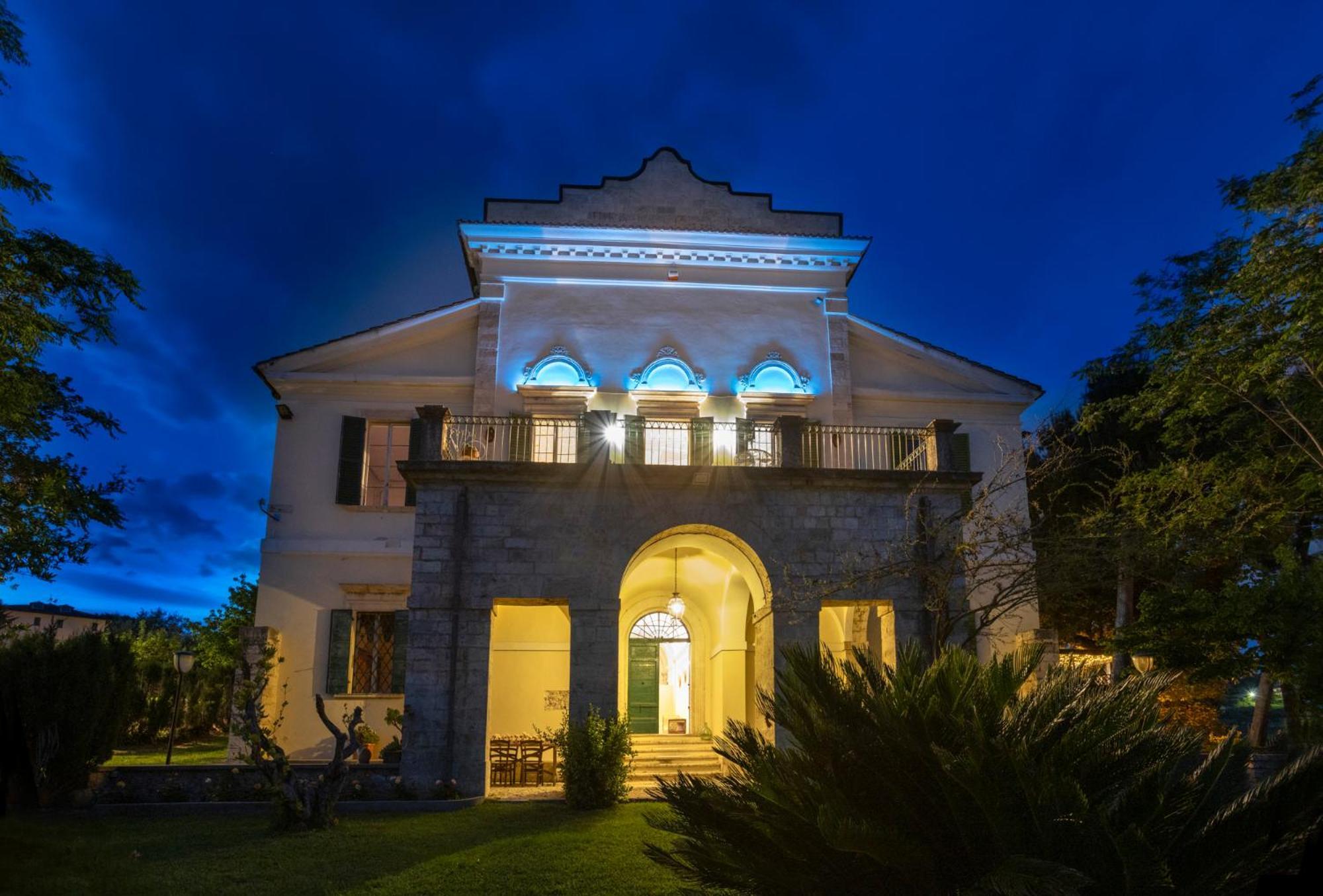 B&B In An 1800S Frescoed Villa With Panoramic Solarium And Historic Park - Villa Mastrangelo Colli del Tronto Exterior foto